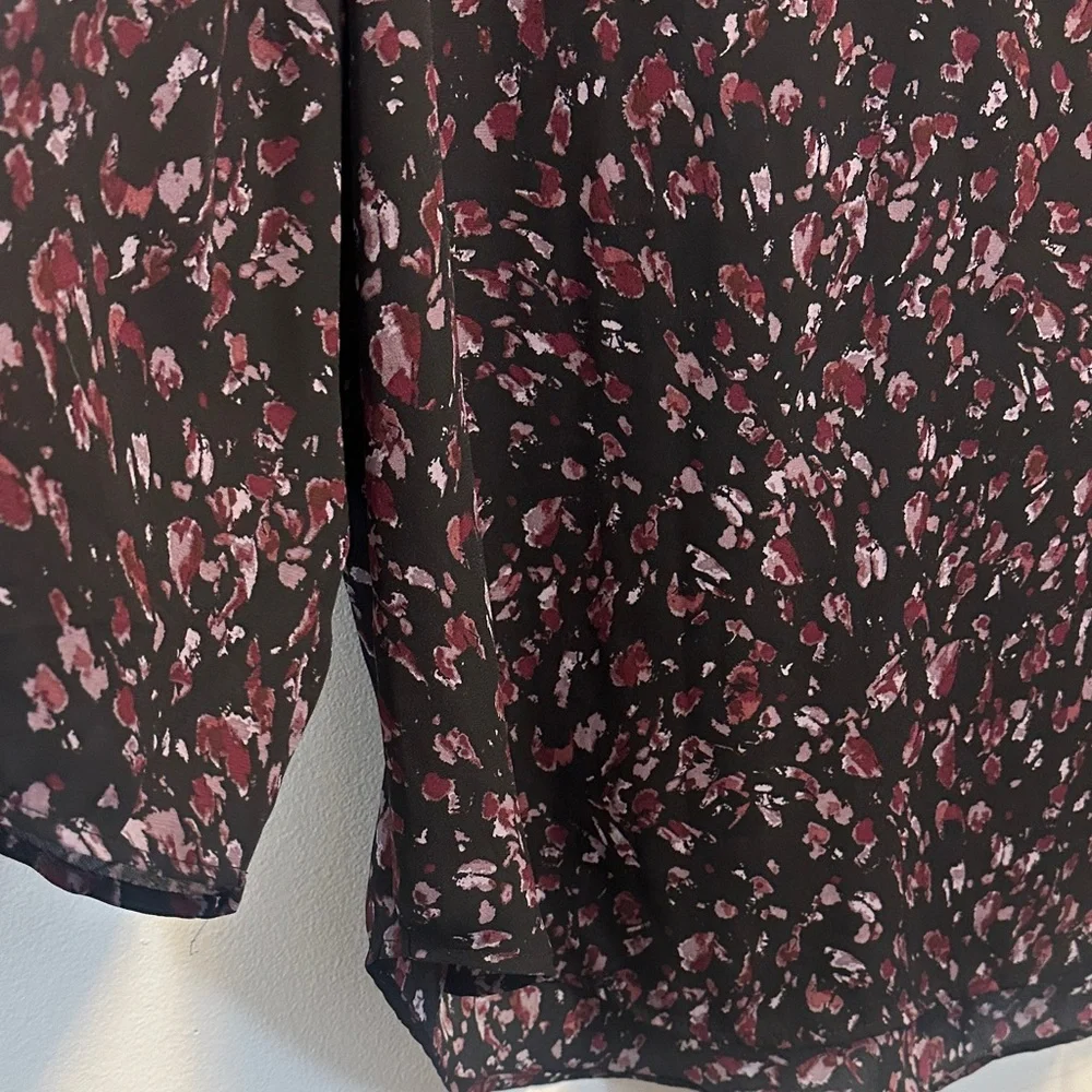 Women's Mixed Pattern Tops Set of 4 Size XL - Picture 4 of 14